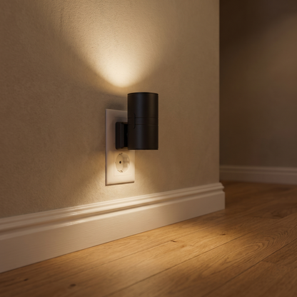 💡 60% KORTING – Automatische Wandlamp Voor Schemer & Nacht | 3000K Warm Licht | Insteekbaar & Met Extra Stopcontact