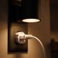 💡 60% KORTING – Automatische Wandlamp Voor Schemer & Nacht | 3000K Warm Licht | Insteekbaar & Met Extra Stopcontact