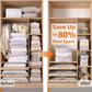 ⏳ALLEEN VANDAAG IN DE UITVERKOOP!🏆🧳Vacuümzakken zonder pomp – Gewoon dichtdrukken en klaar, geen pomp nodig. Bespaart 80% ruimte, houdt kleding droog en stofvrij. Perfect voor volumineus beddengoed en spullen die je buiten het seizoen niet gebruikt.
