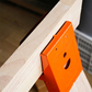 🛠️💥 50% KORTING! Nooit meer wiebelen of wegglijden! Deze versterkte zaagbokbeugel met antislip grijptanden, neerwaartse klem & koudgewalst staal maakt in seconden een rotsvaste zaagbok!